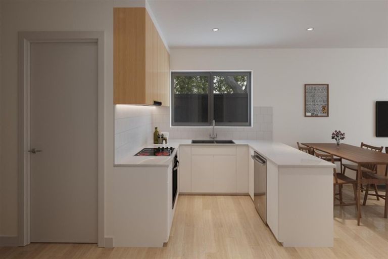 Photo of property in 16 River Road, Te Atatu Peninsula, Auckland, 0610