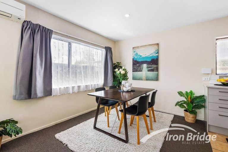 Photo of property in 1/7 Mona Avenue, Mangere Bridge, Auckland, 2022