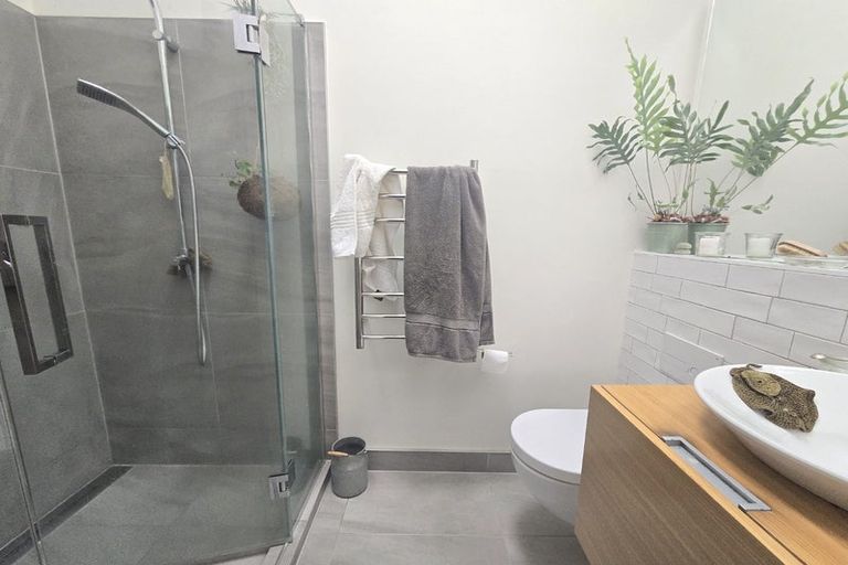 Photo of property in 87 Tiber Street, Island Bay, Wellington, 6023