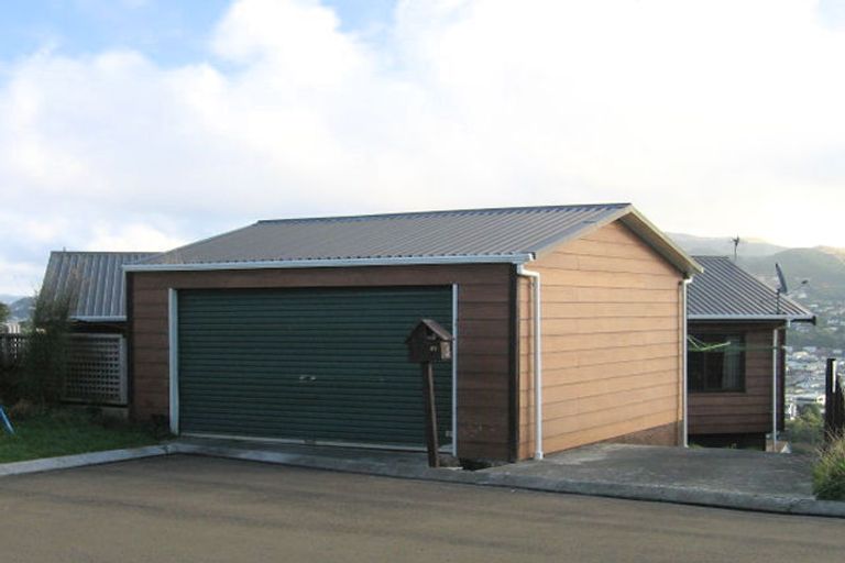 Photo of property in 39 Pelorous Street, Paparangi, Wellington, 6037
