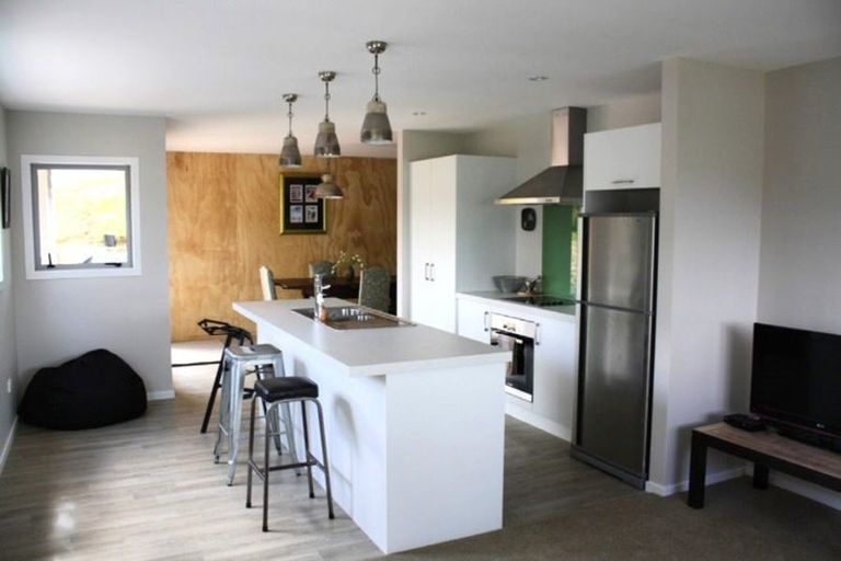 Photo of property in 39 Long Street, Raglan, 3225