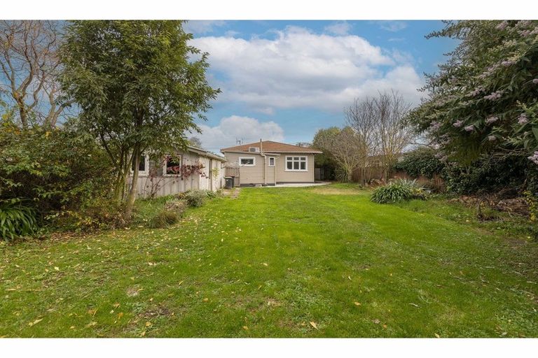 Photo of property in 30 Carnarvon Street, Linwood, Christchurch, 8062