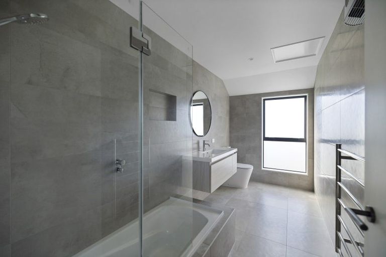 Photo of property in 21 Marjon Drive, Wanaka, 9305