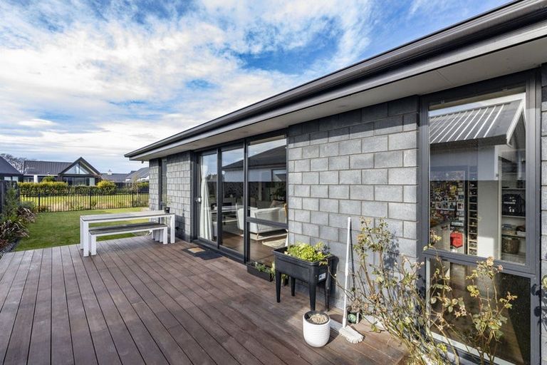 Photo of property in 41 Selfe Crescent, Burwood, Christchurch, 8083