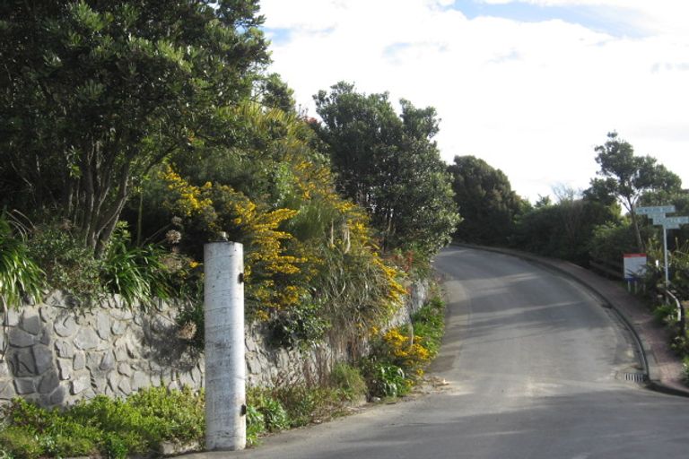 Photo of property in 6 Mewburn Rise, Karori, Wellington, 6012