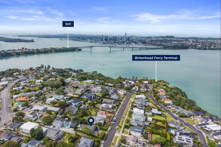Photo of property in 17 Palmerston Road, Birkenhead, Auckland, 0626