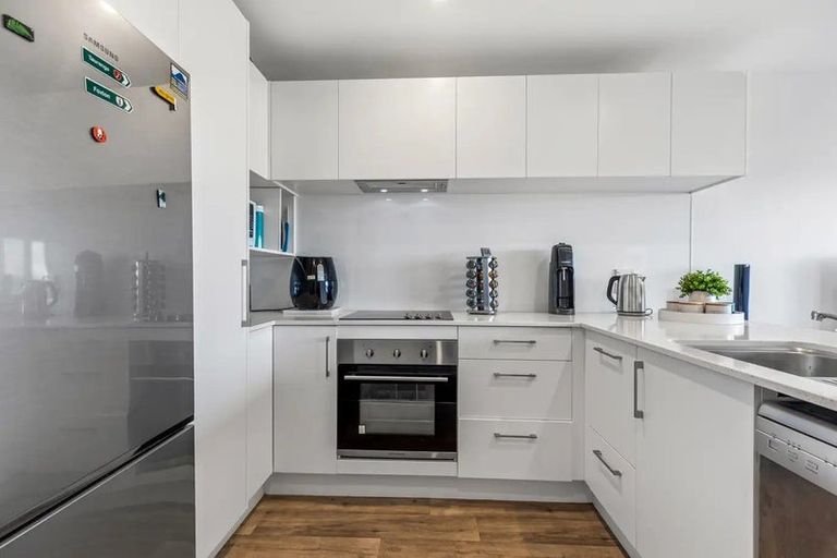 Photo of property in 9/63 Tawa Street, Mount Maunganui, 3116