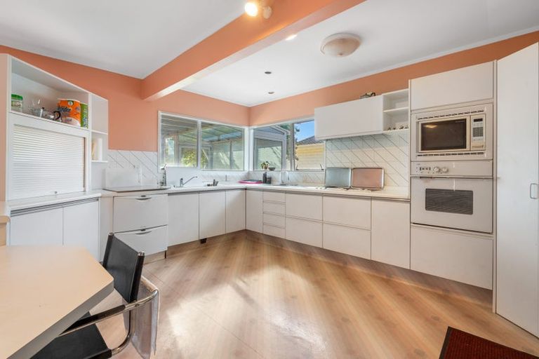 Photo of property in 97 Easther Crescent, Kew, Dunedin, 9012