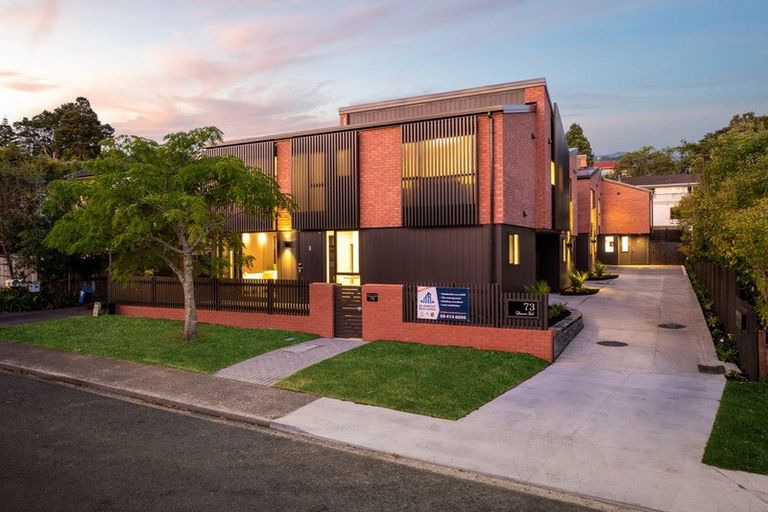 Photo of property in 73d Salamanca Road, Sunnynook, Auckland, 0620