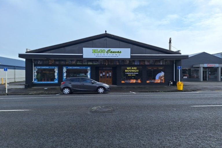 Photo of property in 305 Devon Street West, New Plymouth, 4310