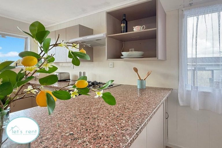 Photo of property in 27 Hyde Street, Manurewa East, Auckland, 2102