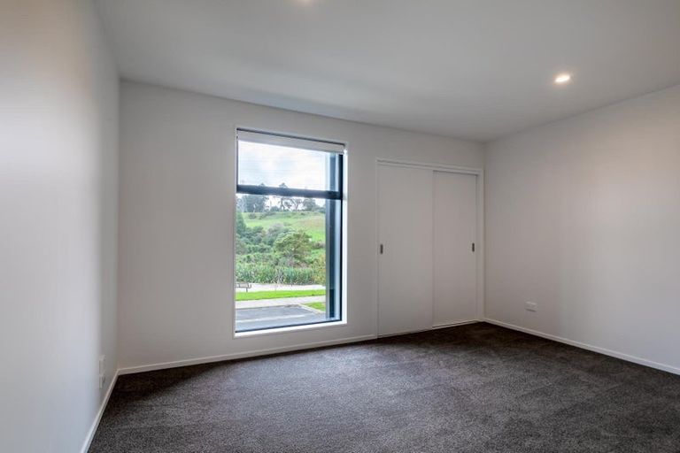 Photo of property in 4 Tuputupu Drive, Kumeu, 0810