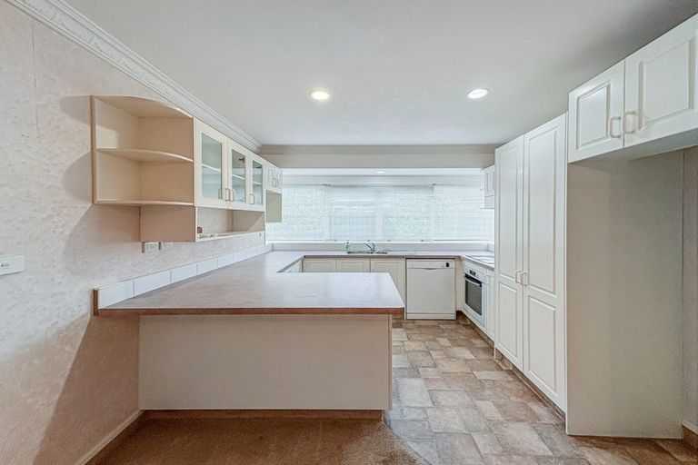 Photo of property in 30 Kakaho Drive, Tawhero, Whanganui, 4501