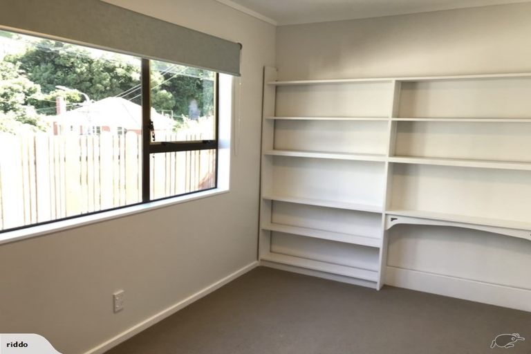 Photo of property in 124 Onslow Road, Khandallah, Wellington, 6035