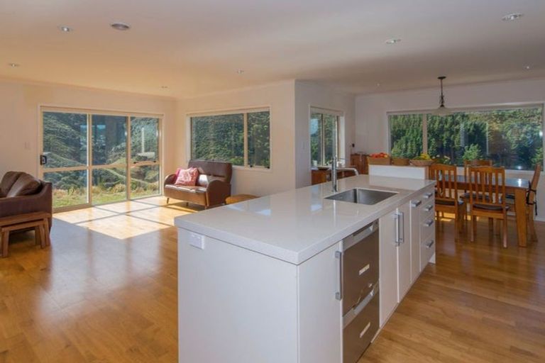 Photo of property in 173 Parkvale Road, Karori, Wellington, 6012