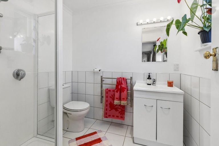 Photo of property in 138 Messines Road, Karori, Wellington, 6012
