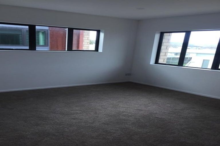 Photo of property in 2c Laurie Avenue, Papakura, 2110