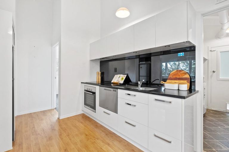 Photo of property in 256a Western Hills Drive, Avenues, Whangarei, 0110