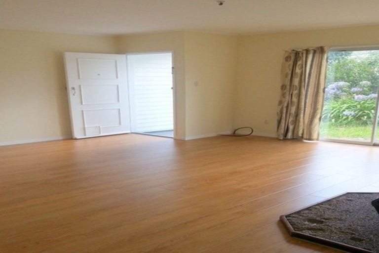 Photo of property in 36a Kingdale Road, Henderson, Auckland, 0610