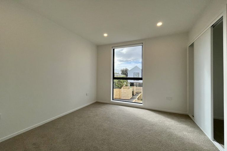 Photo of property in 11/39 Pakuranga Road, Pakuranga, 2010