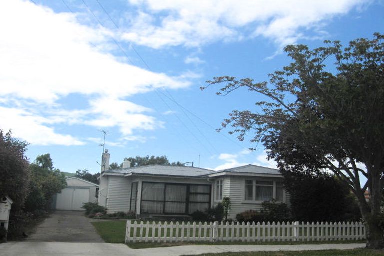 Photo of property in 27 Cubitt Street, Blenheim, 7201