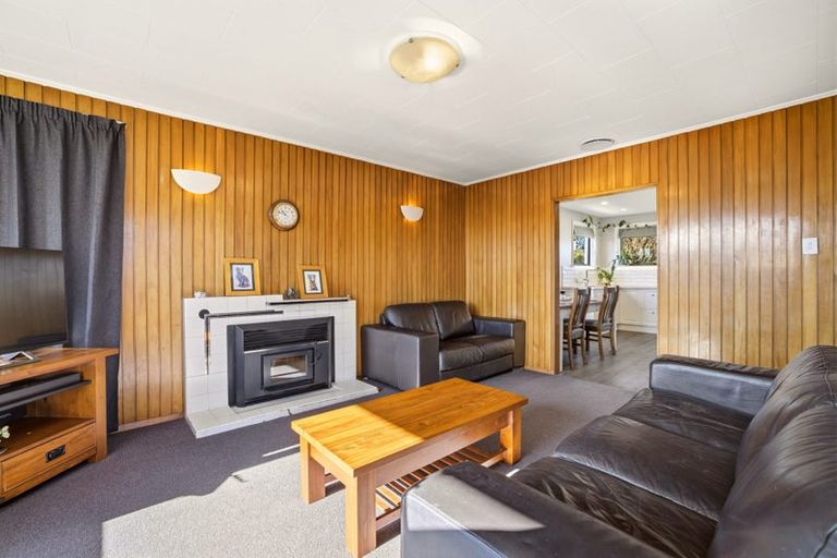 Photo of property in 94 Prestons Road, Redwood, Christchurch, 8051