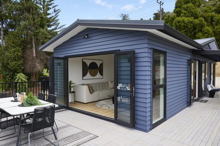 Photo of property in 436 Huia Road, Laingholm, Auckland, 0604
