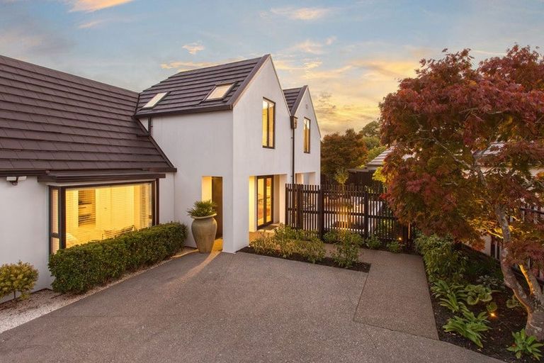 Photo of property in 2 Wairarapa Terrace, Merivale, Christchurch, 8014