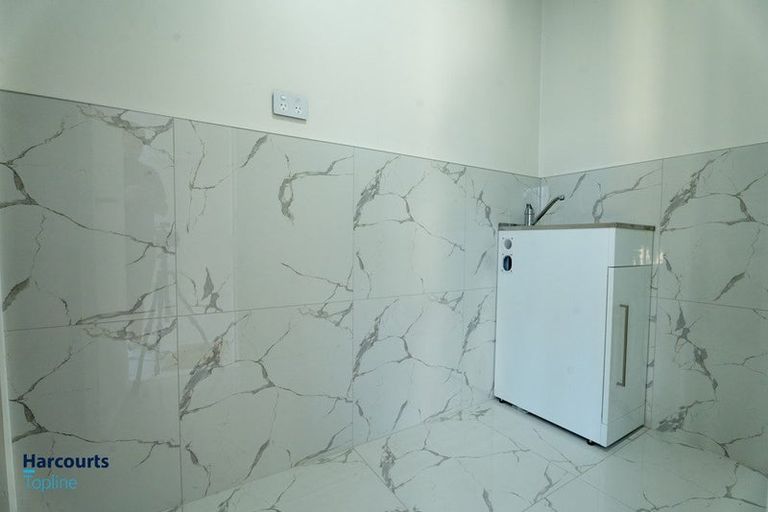 Photo of property in 96 Rosier Road, Glen Eden, Auckland, 0602