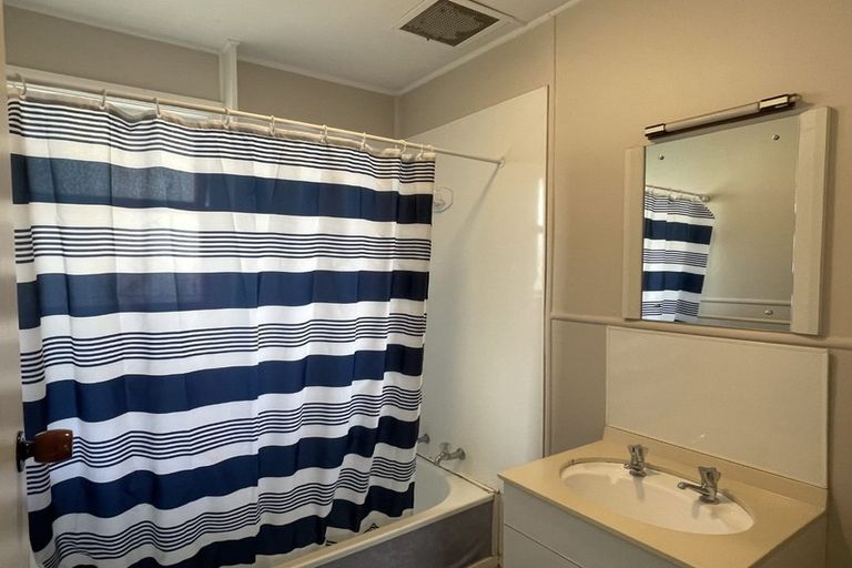 Photo of property in 51 Saint Johns Street, Woolston, Christchurch, 8062