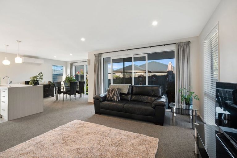 Photo of property in 25 Waituna Street, Pegasus, 7612