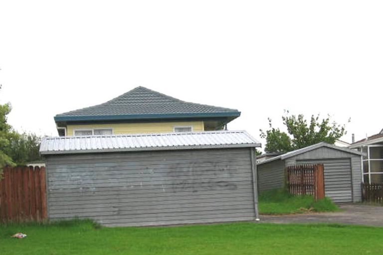 Photo of property in 1/69 Luanda Drive, Ranui, Auckland, 0612