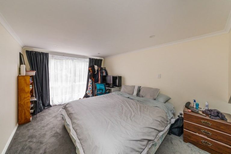 Photo of property in 2/24 Birmingham Street, Takaro, Palmerston North, 4412