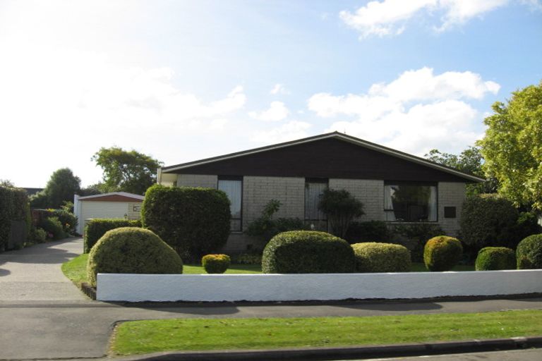 Photo of property in 10 Camrose Place, Ilam, Christchurch, 8041