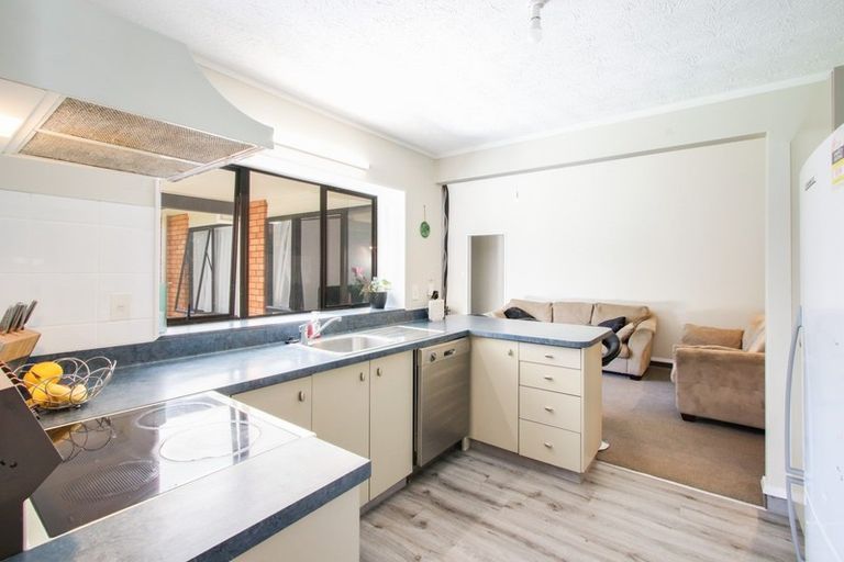 Photo of property in 1 Kotuku Place, Taradale, Napier, 4112