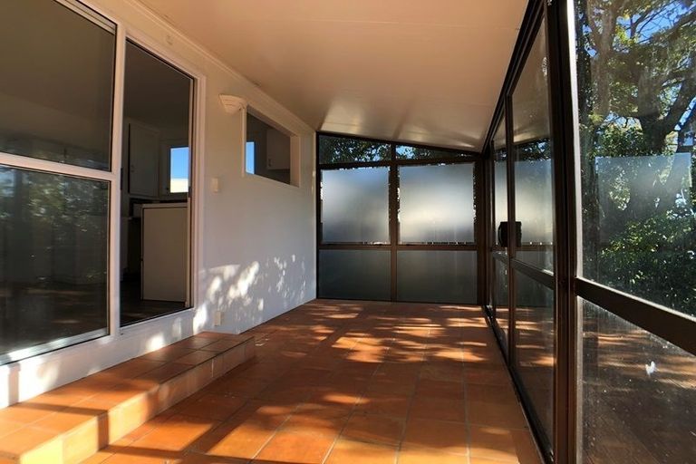 Photo of property in 36 Larnoch Road, Henderson, Auckland, 0610