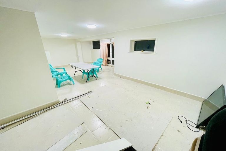 Photo of property in 25 Rosehill Drive, Rosehill, Papakura, 2113
