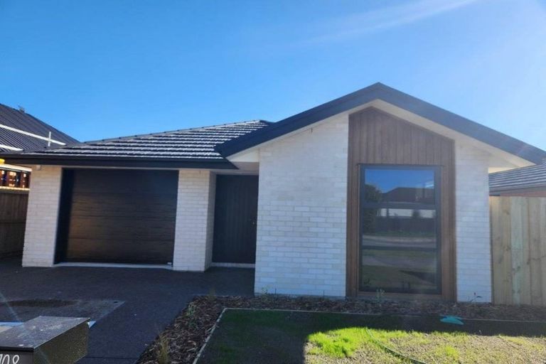Photo of property in 108 Kennedys Bush Road, Halswell, Christchurch, 8025