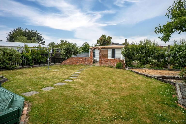 Photo of property in 32 Connolly Street, Geraldine, 7930