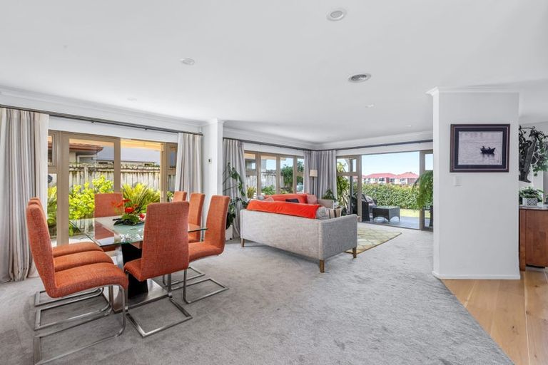 Photo of property in 1/126 Whangaparaoa Road, Red Beach, 0932