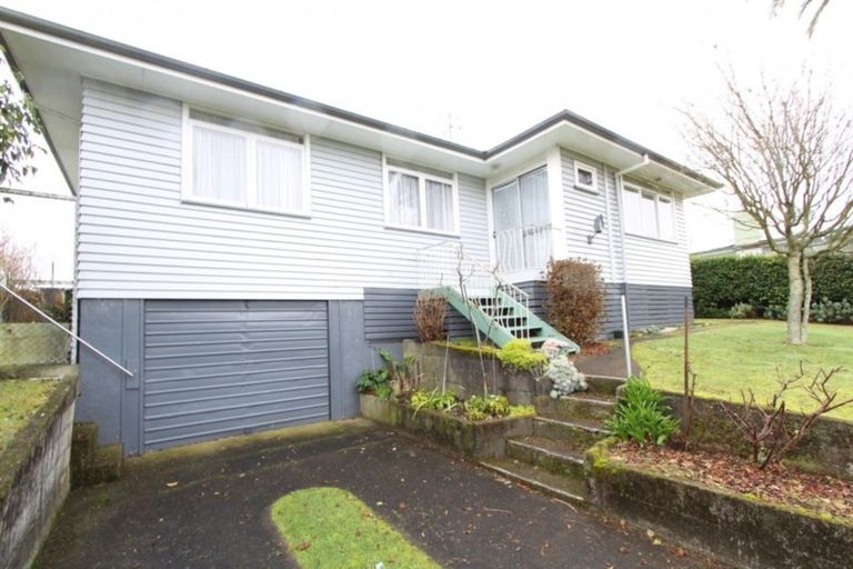 Photo of property in 19 John Street, Tokoroa, 3420