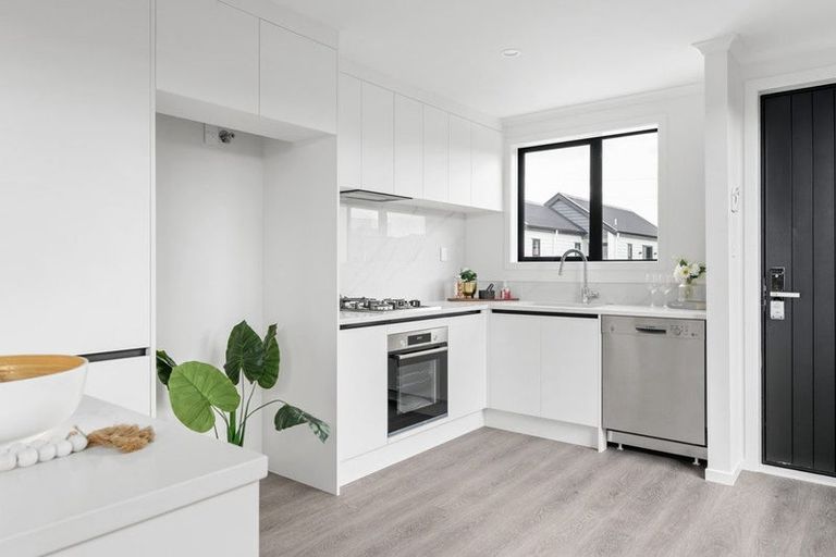 Photo of property in 41u3 Prisk Street, Melville, Hamilton, 3206