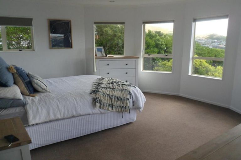 Photo of property in 40 Waverton Terrace, Churton Park, Wellington, 6037