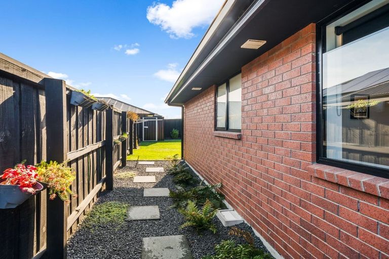 Photo of property in 21 Lady Isaac Drive, Rolleston, 7615