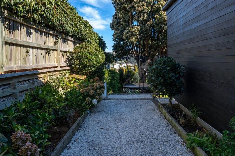 Photo of property in 287 Cannon Hill Crescent, Mount Pleasant, Christchurch, 8081