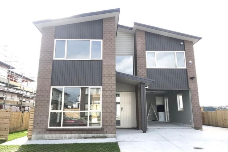 Photo of property in 12 Kota Lane, Hobsonville, Auckland, 0616