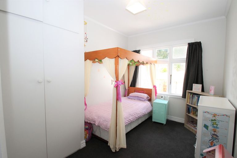 Photo of property in 128 Gladstone Road North, Mosgiel, 9024