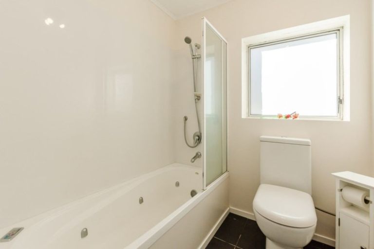 Photo of property in 53 Teoti Street, Paraparaumu Beach, Paraparaumu, 5032