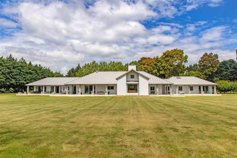 Photo of property in 71 Hussey Road, Northwood, Christchurch, 8051