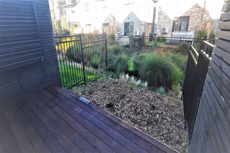 Photo of property in 2/37 Webb Street, St Albans, Christchurch, 8014